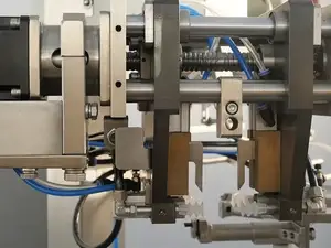 Apertura de bolsas con cierre zipper